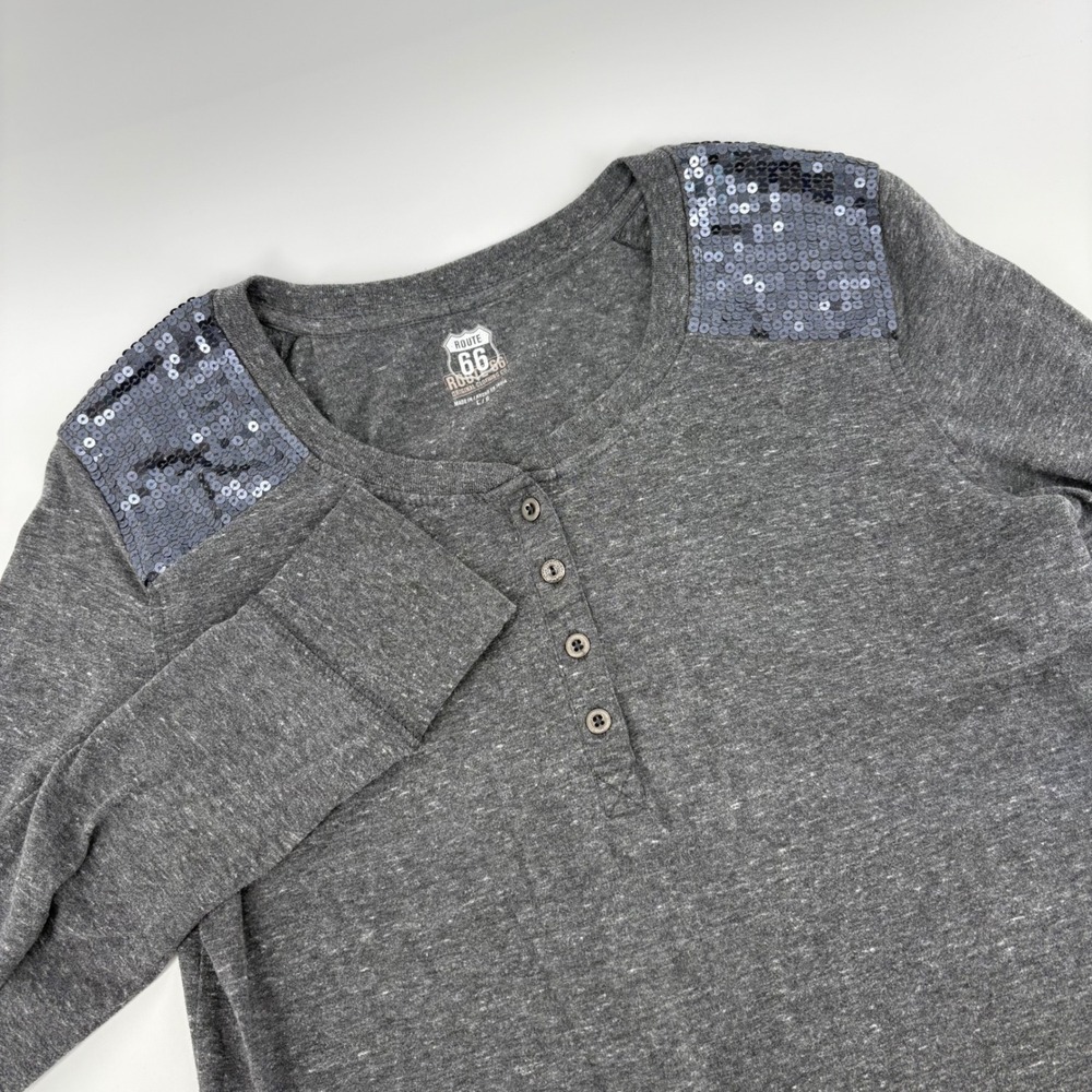 Route 66 Womens Long Sleeve Henley Shirt Sequins Shoulders Dark Gray‎ Size L G